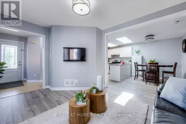 Clarington (courtice), ON L1E2W6,16 JOHN WALTER CRESCENT