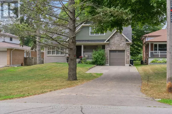 Toronto (rouge), ON M1C2Z5,380 ROUGE HILLS DRIVE