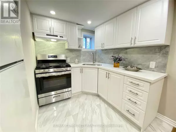 Toronto (woburn), ON M1M3P7,90 BELLAMY ROAD S