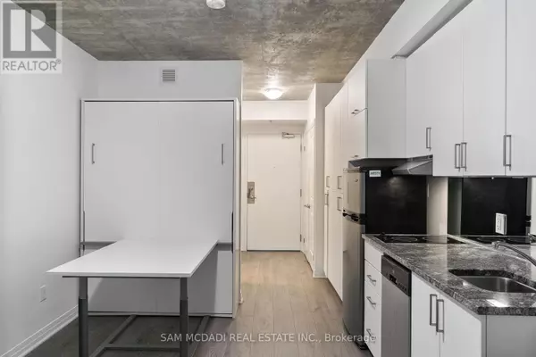 Oshawa (samac), ON L1G4Y3,1900 Simcoe ST North #319