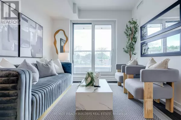Toronto (south Riverdale), ON M4M0E4,150 Logan AVE #444