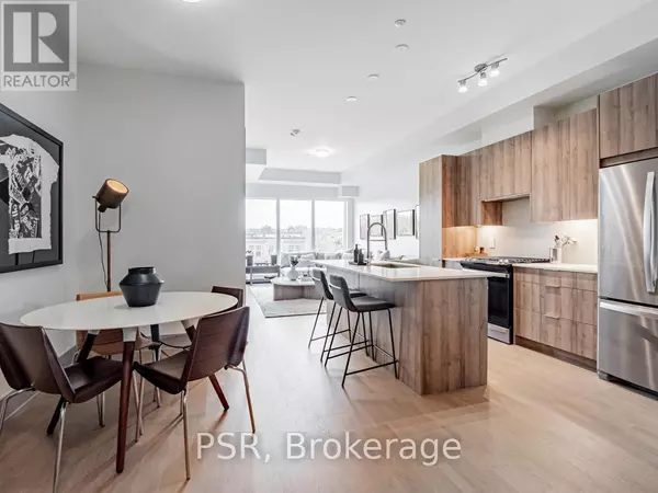 Toronto (north Riverdale), ON M4K0A5,495 Logan AVE #504