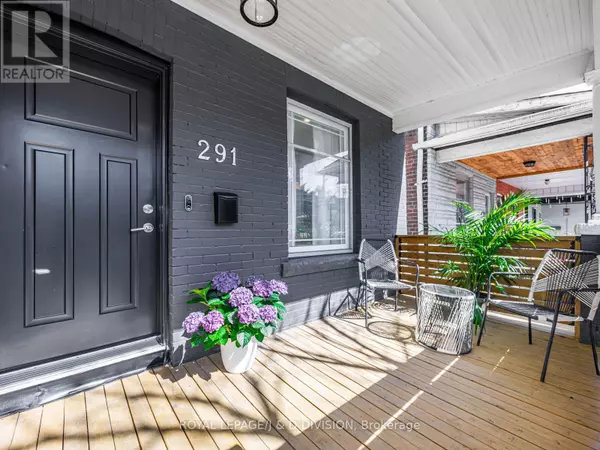 Toronto (greenwood-coxwell), ON M4L2V4,291 HIGHFIELD ROAD