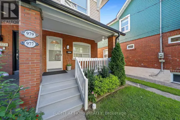 977 BROADVIEW AVENUE, Toronto (broadview North), ON M4K2R9