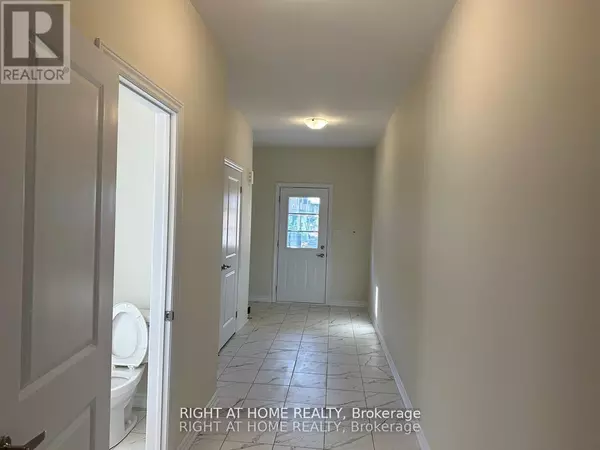Clarington (courtice), ON L1E0H8,46 SENAY CIRCLE