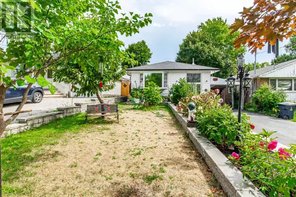 Toronto (bendale), ON M1J1V2,43 LARKHALL AVENUE