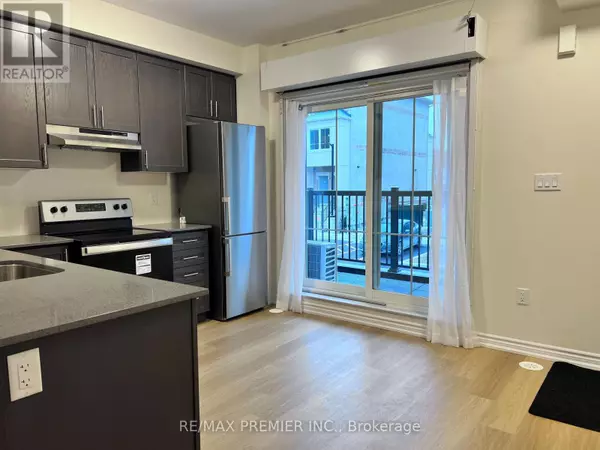 Oshawa (central), ON L1H5S7,480 Beresford PATH #2