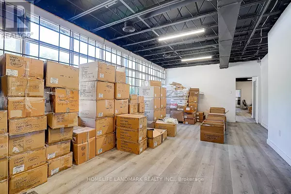 Toronto (dorset Park), ON M1P3C2,1820 MIDLAND AVENUE