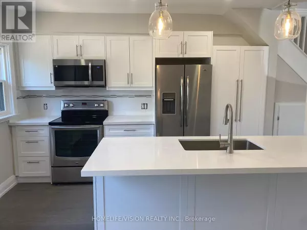 Toronto (east End-danforth), ON M4E2E9,2448 Gerrard ST East #Upper