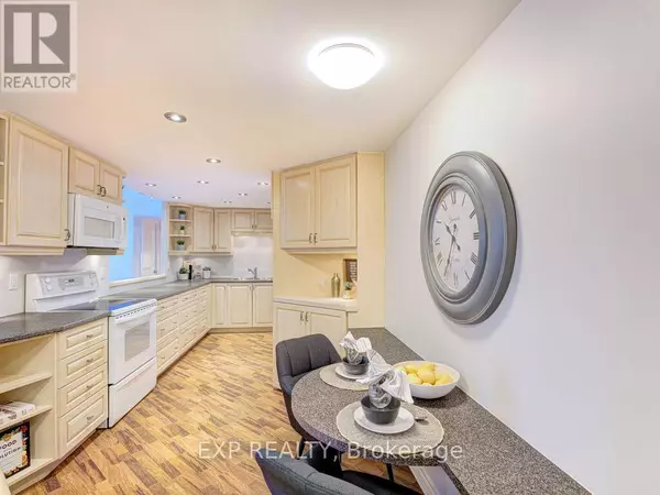 Toronto (rouge), ON M1B3G8,10 Dean Park RD #510