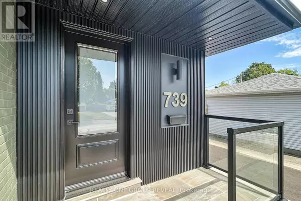 Pickering (bay Ridges), ON L1W1B5,739 ANNLAND STREET