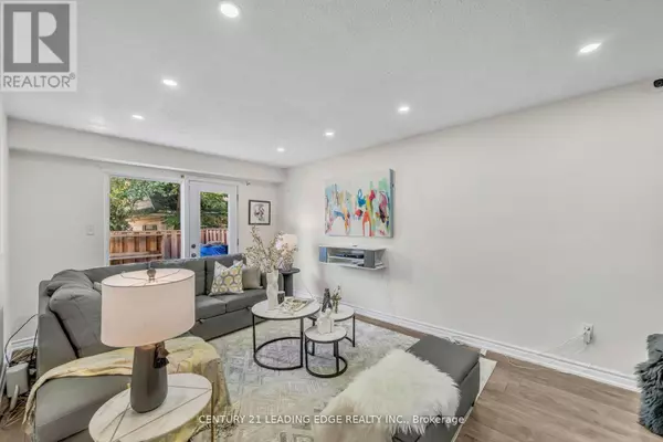 Oshawa (lakeview), ON L1H4M6,730 Cedar ST #19