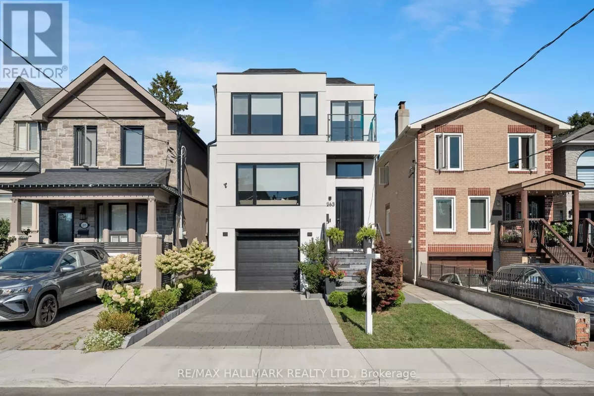 Toronto (danforth Village-east York), ON M4J4L6,263 LINSMORE CRESCENT