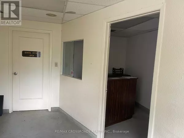 Toronto (malvern), ON M1B2G5,5741 East Finch AVE East #04