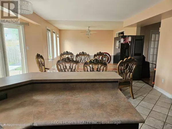 Oshawa (samac), ON L1G8A5,72 NIAGARA DRIVE