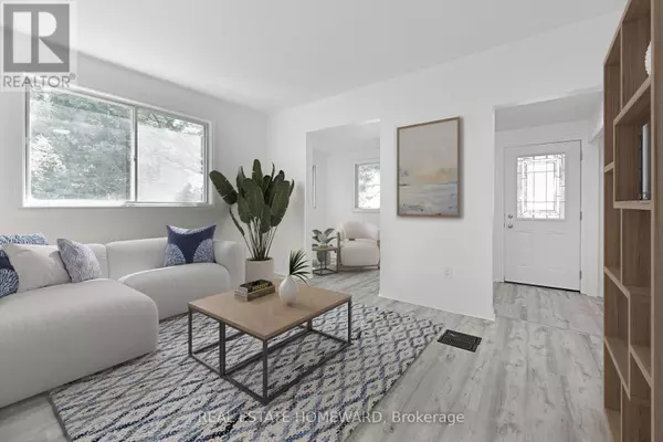 Toronto (the Beaches), ON M4L3R6,11 ELMER AVENUE