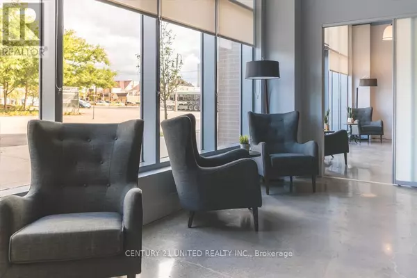 Oshawa (central), ON L1G0B7,100 Bond ST East #1002