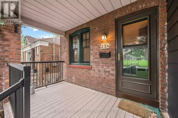 Toronto (woodbine-lumsden), ON M4C5L2,234 GLEDHILL AVENUE