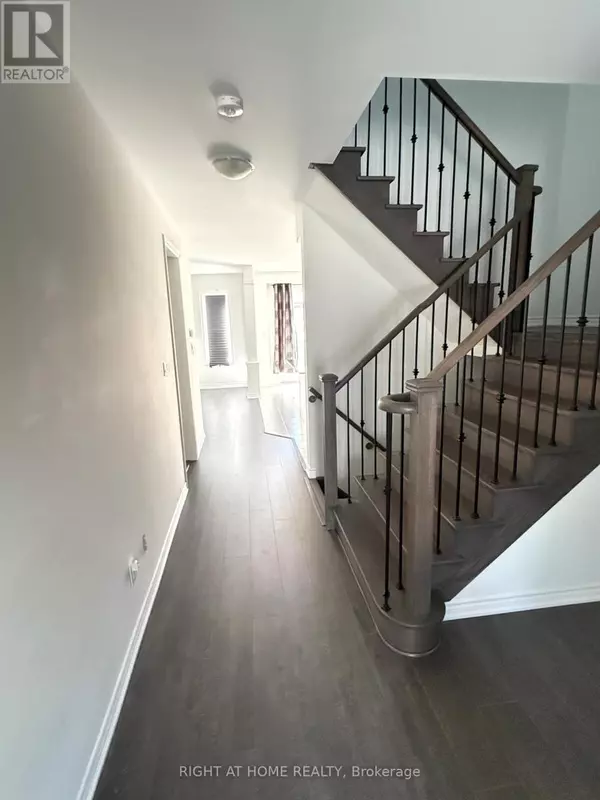 34 HICKLING LANE, Ajax (northwest Ajax), ON L1T0P9