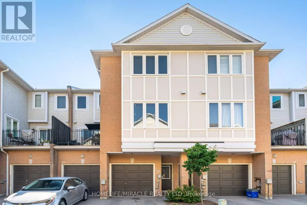 Toronto (malvern), ON M1P5B6,83 Mondeo DR #32