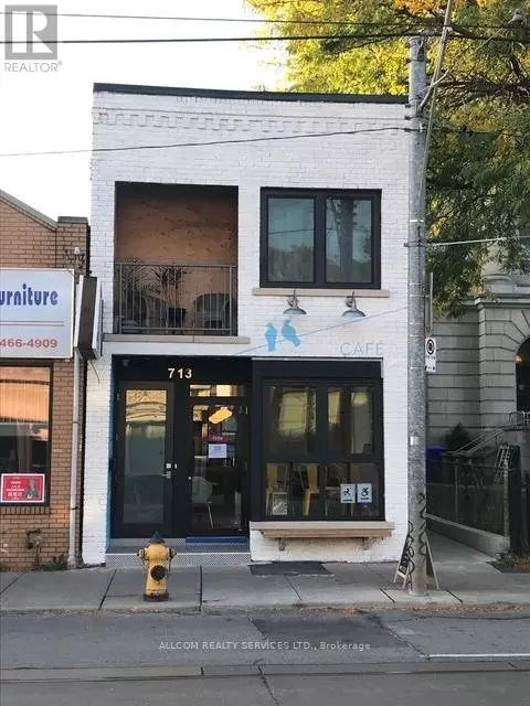 Toronto (south Riverdale), ON M4M1Y5,713 GERRARD STREET E