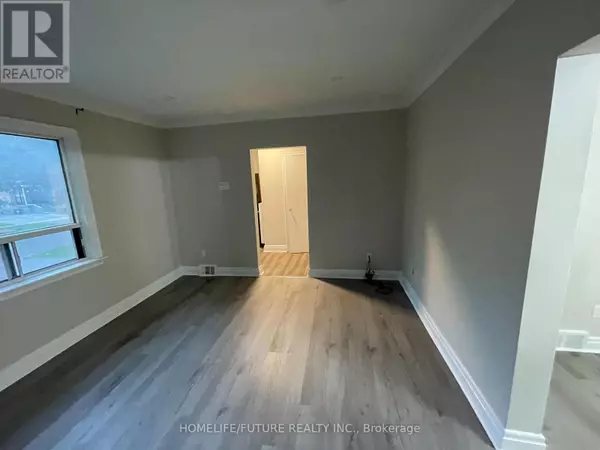 Toronto (dorset Park), ON M1P1C2,17 Flintridge RD #Main