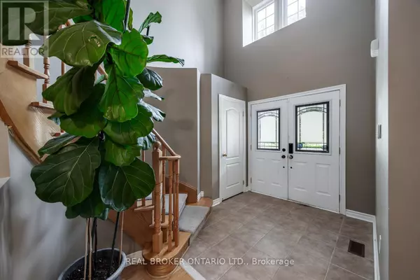 Clarington (bowmanville), ON L1C4Y8,36 WEST SIDE DRIVE