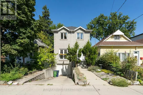180 HOLBORNE AVENUE, Toronto (woodbine-lumsden), ON M4C2R8