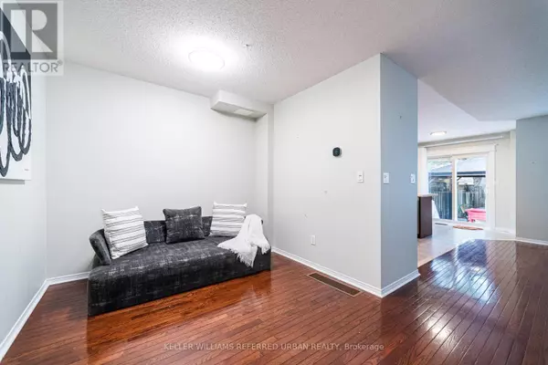 Whitby (pringle Creek), ON L1N9T8,16 Sprucedale WAY #68