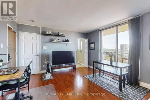 Toronto (broadview North), ON M4K3G9,1145 Logan AVE #1001