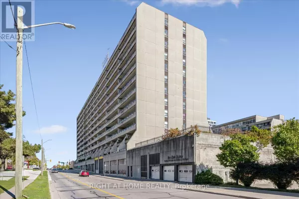 55 East William ST East #411, Oshawa (mclaughlin), ON L1G7C9