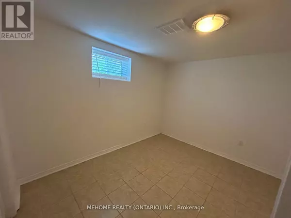 Toronto (dorset Park), ON M1P1H6,83 Cornwallis DR #BM B