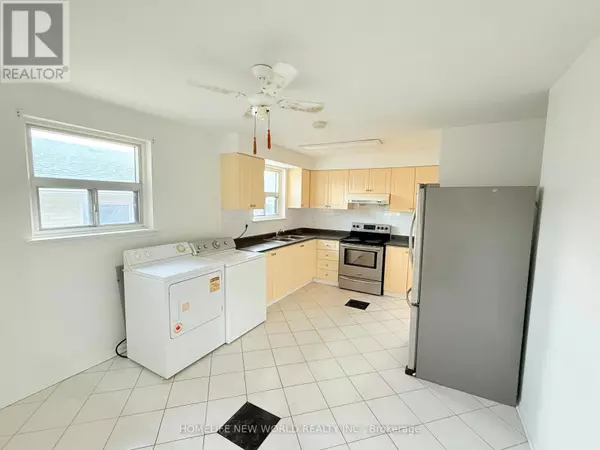 Toronto (agincourt South-malvern West), ON M1S2Y5,37 TINETA CRESCENT