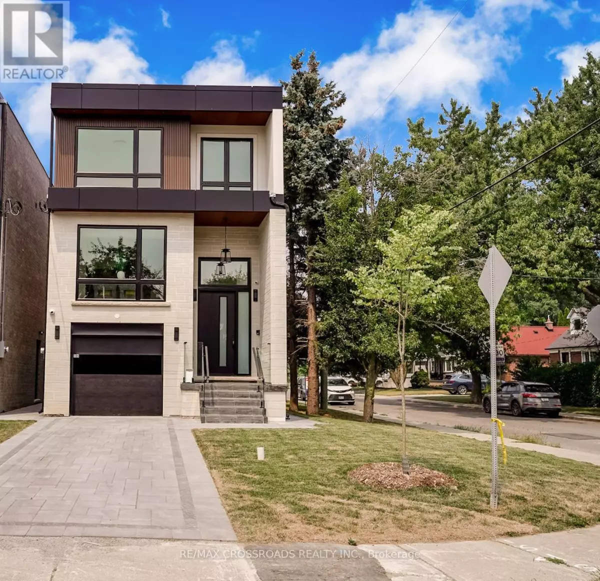 Toronto (birchcliffe-cliffside), ON M1N2P1,108 PARK STREET