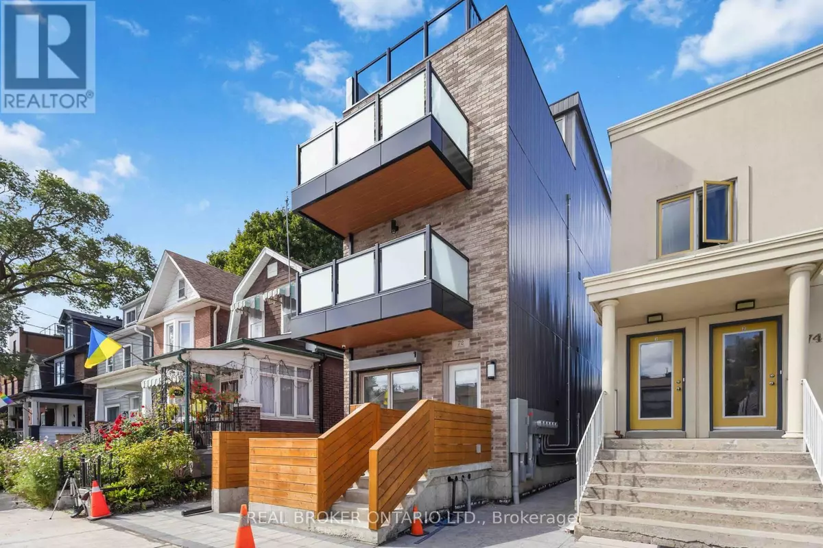 Toronto (south Riverdale), ON M4M2Z8,72 Jones AVE #Unit R