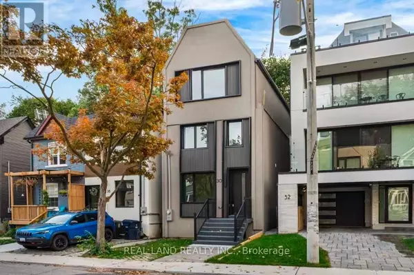 30 WINNIFRED AVENUE, Toronto (south Riverdale), ON M4M2X3