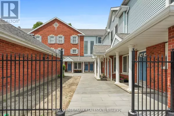 Clarington (courtice), ON L1E1S8,1663 Nash RD #D-13