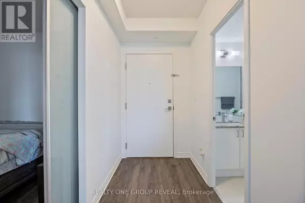 Toronto (west Hill), ON M1E0B9,1 Falaise RD #313