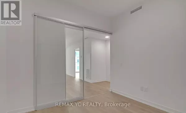 Toronto (south Riverdale), ON M4M0E4,150 Logan AVE #438