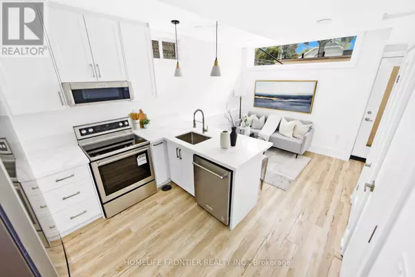 Toronto (danforth Village-east York), ON M4J3W3,3 Wiley AVE #Lower