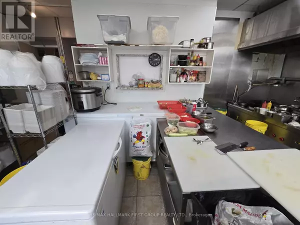 Toronto (agincourt South-malvern West), ON M1S5V9,4438 Sheppard AVE East #211