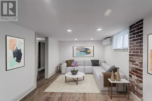 Toronto (broadview North), ON M4K3N4,49 Stanhope AVE #Lower