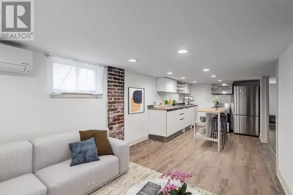 Toronto (broadview North), ON M4K3N4,49 Stanhope AVE #Lower