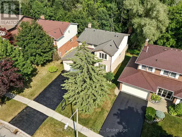Oshawa (eastdale), ON L1G6X7,227 BLUE HERON DRIVE