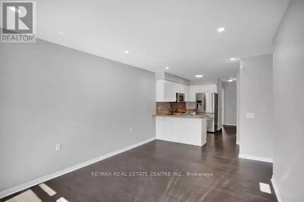 Oshawa (central), ON L1H0B7,58 AVENUE STREET