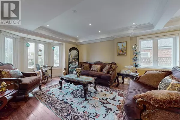 Toronto (wexford-maryvale), ON M1R2M8,11 BELLVARE CRESCENT