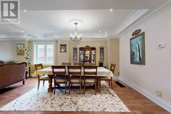 Toronto (wexford-maryvale), ON M1R2M8,11 BELLVARE CRESCENT