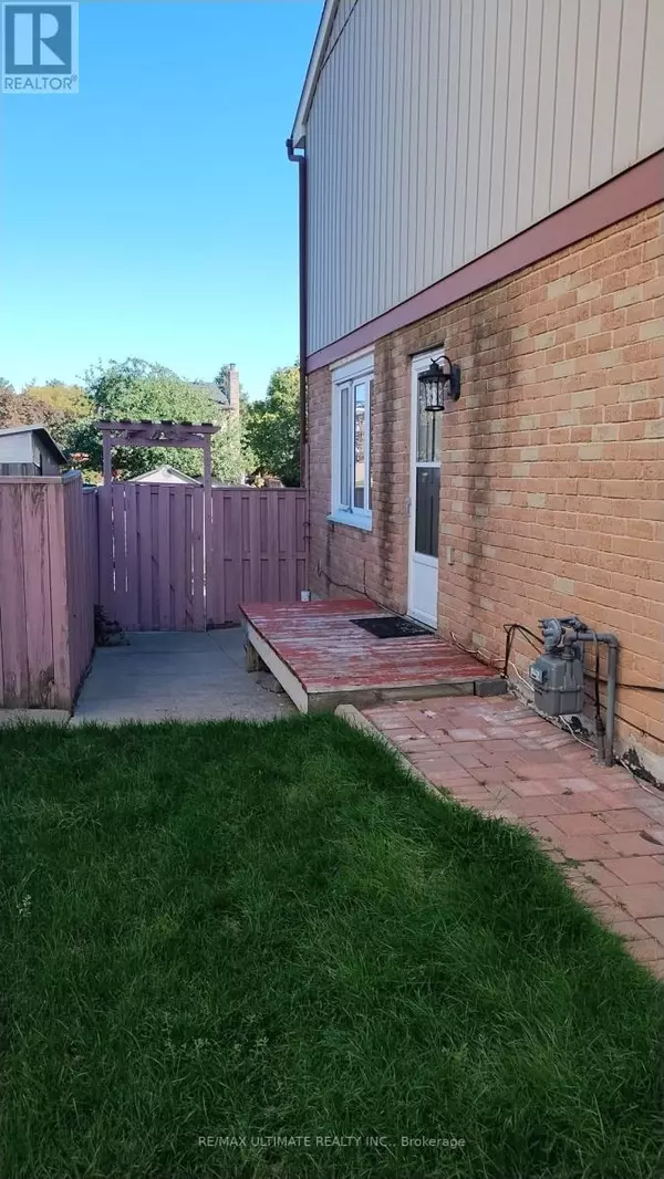 Toronto (malvern), ON M1B3A2,67 John Stoner DR ##lower