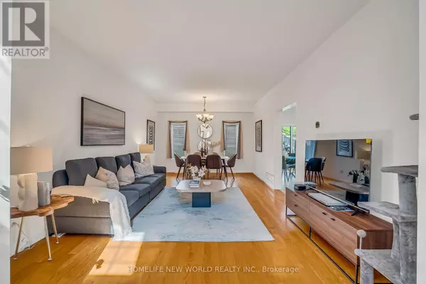 Oshawa (pinecrest), ON L1K2V1,766 GREYSTONE COURT