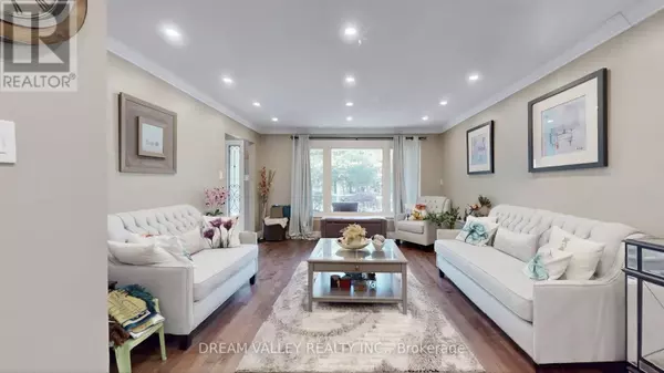 Toronto (scarborough Village), ON M1M3C6,15 SCARBOROUGH GOLF CLUB ROAD